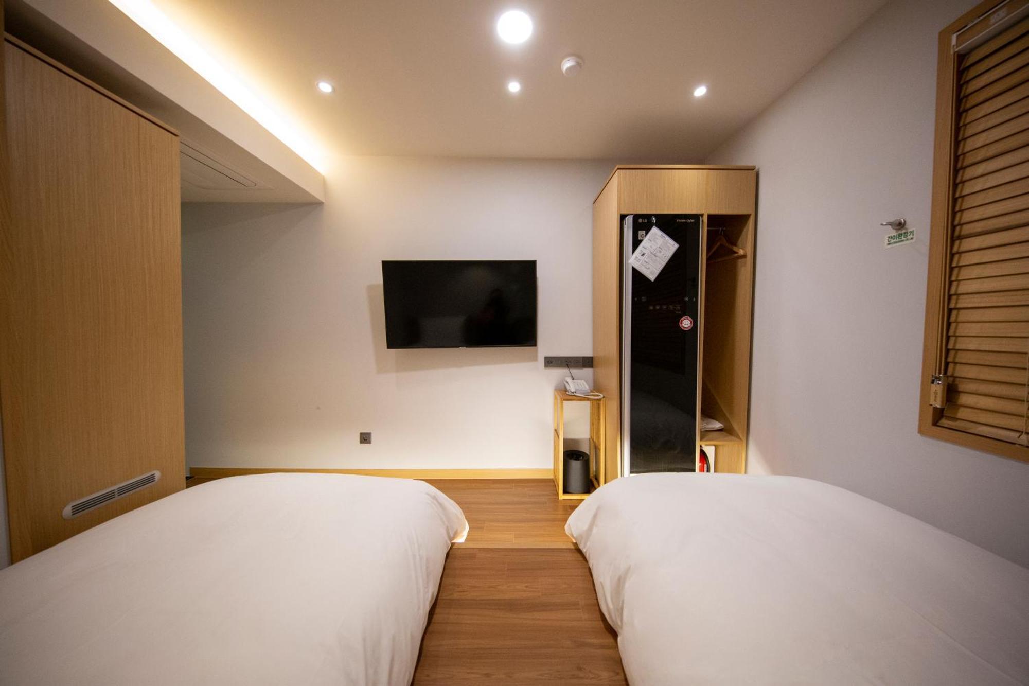 Lala Vianco Business Hotel Пусан Екстериор снимка