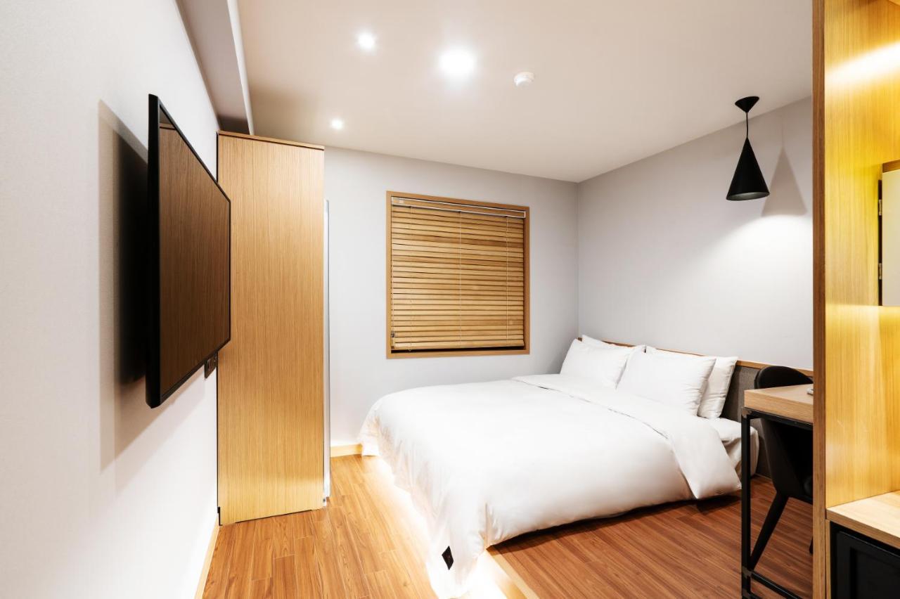 Lala Vianco Business Hotel Пусан Екстериор снимка
