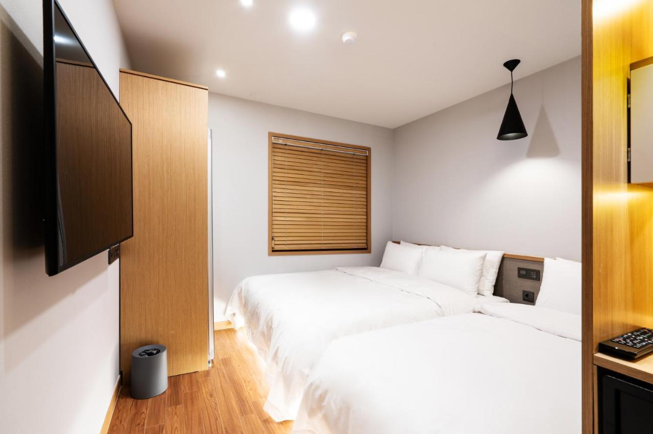 Lala Vianco Business Hotel Пусан Екстериор снимка