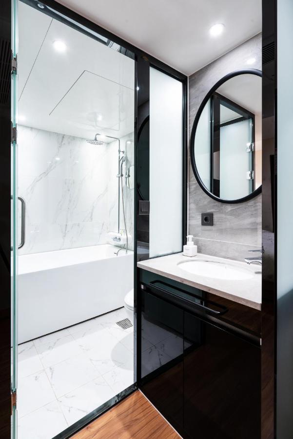 Lala Vianco Business Hotel Пусан Екстериор снимка