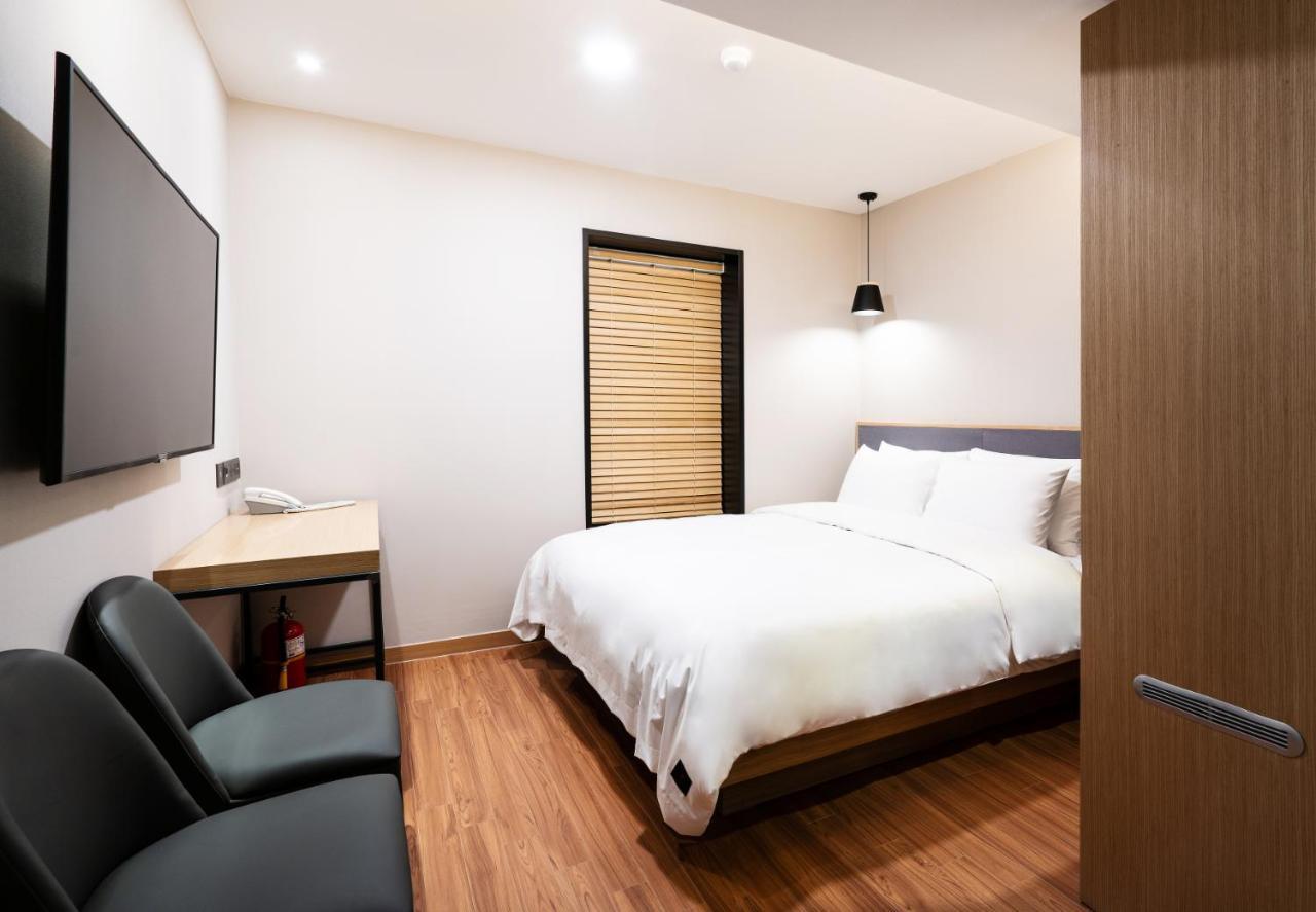 Lala Vianco Business Hotel Пусан Екстериор снимка
